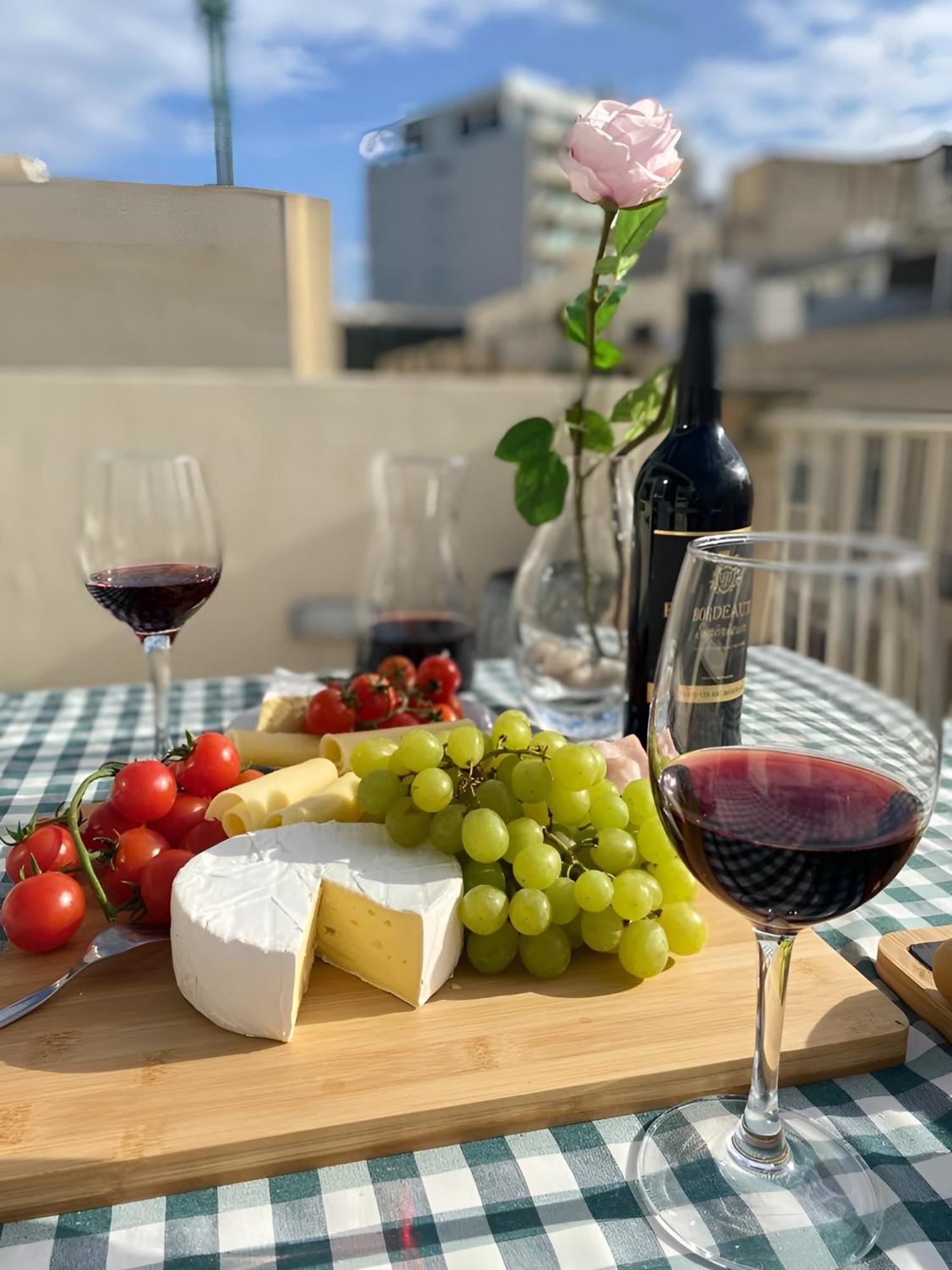 Appartement Sliema Cosy Penthouse With Bbq Extérieur photo