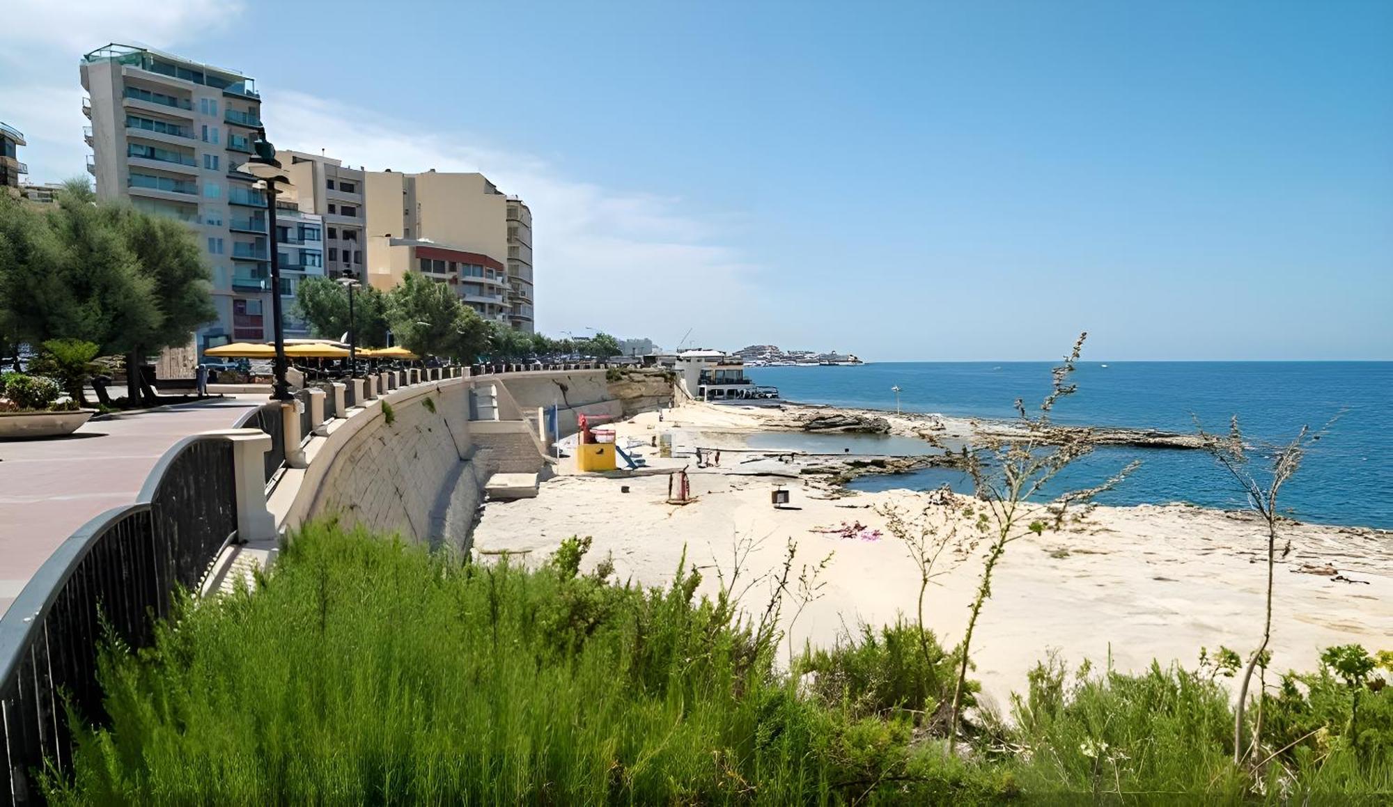Appartement Sliema Cosy Penthouse With Bbq Extérieur photo